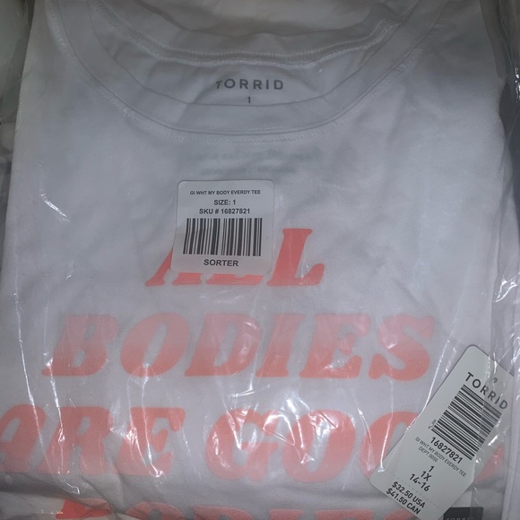 Torrid NWT Plus Size White My Body Everday Short sleeve Tee - Picture 5 of 6